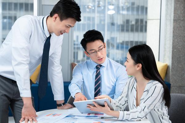 《酒厂营销代表：全面解析工作内容与挑战》 图2
