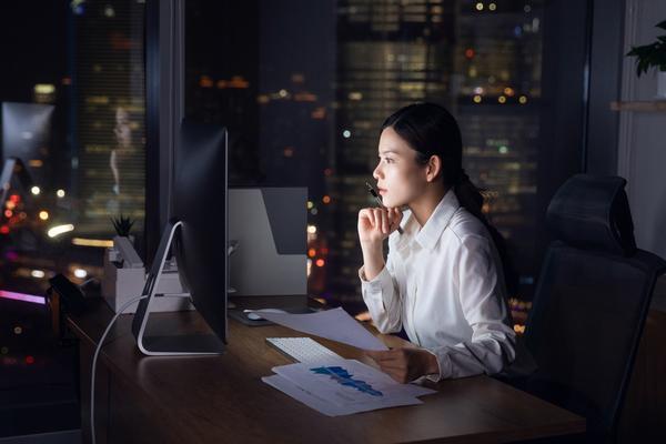上市企业加班现象严重吗？图1