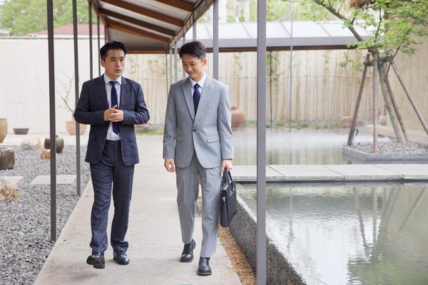 企业合作交流文案|项目融资中的关键策略与实践 图2