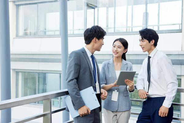 《交友APP：打造高效便捷的人际关系桥梁》图1