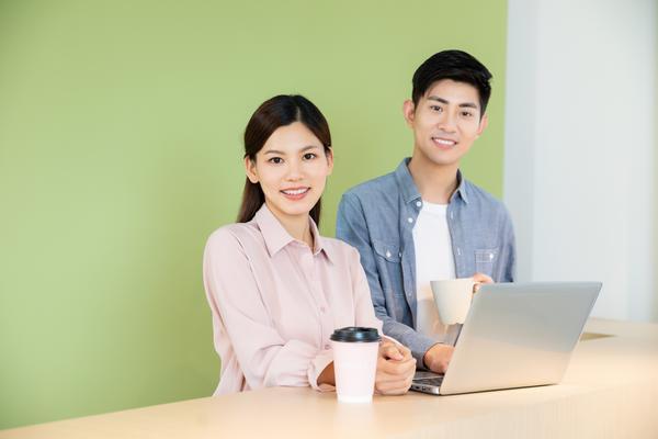 宁波上市企业专业办公桌椅制造商图1