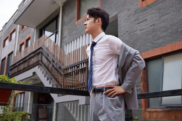 融资租赁尽调加班:如何应对工作压力与疲劳图1
