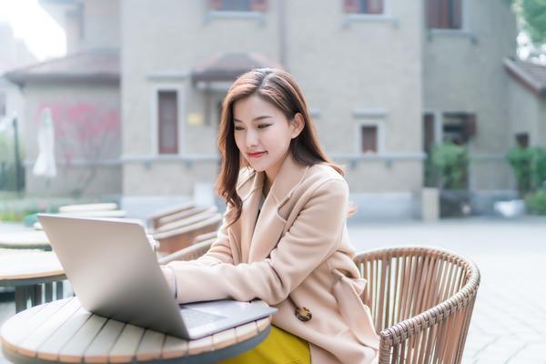 E轮融资后上市：企业资本运作的战略布局与成功关键 图1
