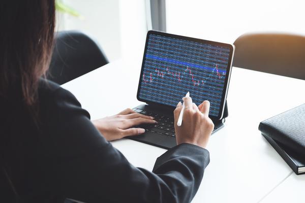 私募基金是否需要持股：探秘投资操作的奥秘 图2