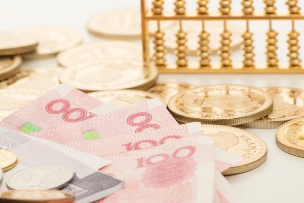 私募基金公司携手银行合作，共同打造稳定收益的金融产品图1