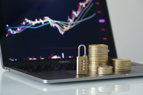 简约服装品牌设计方案策划-项目融资的关键路径 图2