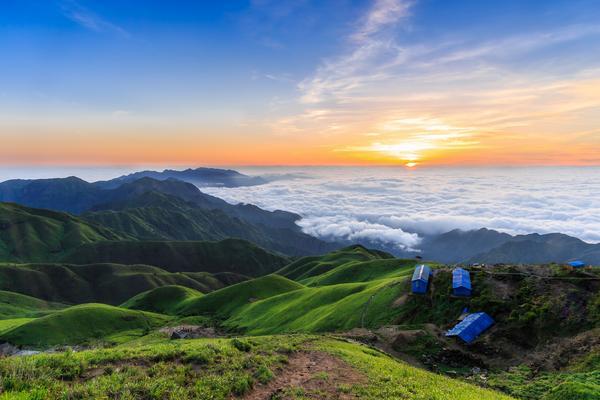 旅游业创业核心资源与项目融资策略|资金流管理与商业模式创新 图1
