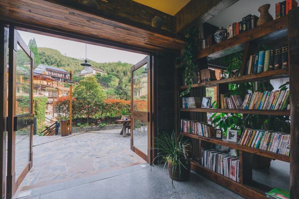 酒店行业未来发展趋势分析及项目融资策略 图2