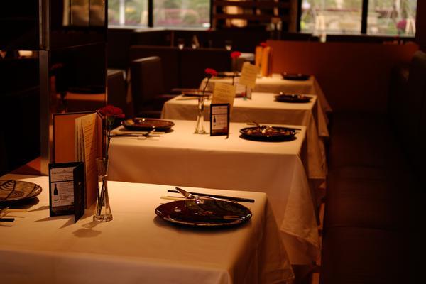 元旦狂欢，酸菜鱼盛宴：餐厅优惠活动火热进行中 图2