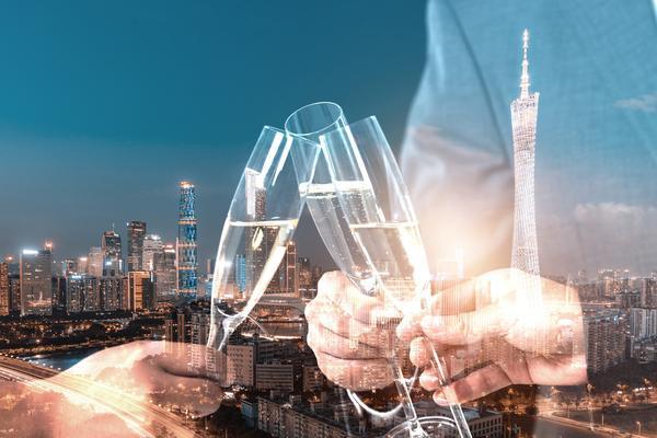 融资租赁承租人注意事项|项目融资中的风险与管理策略 图1