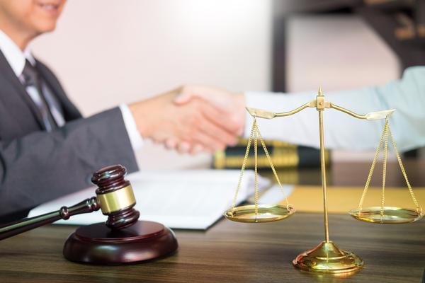 融资项目律师见证费由谁承担：全面解析相关法律规定 图2