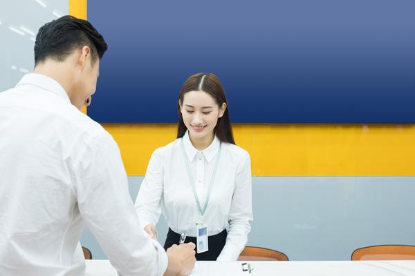 《绘本日记:记录生活点滴,传递温暖与感动》 图2
