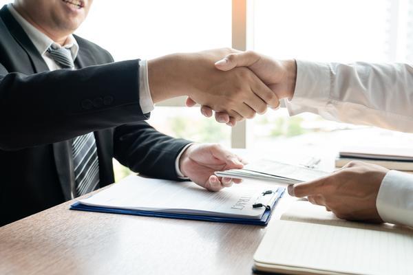 如何分析企业能否上市交易|企业上市评估标准与关键指标解析 图1