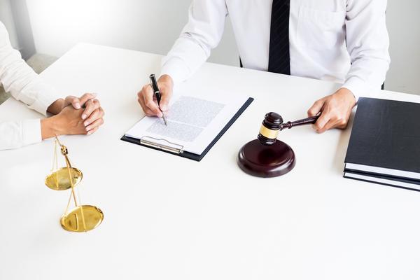 项目融资中的人力资源管理与法律法规合规路径 图1