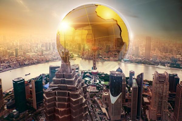 板报内容营销模板|项目融资中的高效传播工具 图1