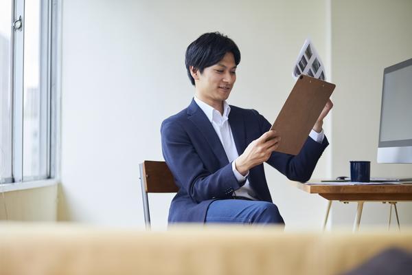 新能源上市企业：绿色科技引领未来发展 图2