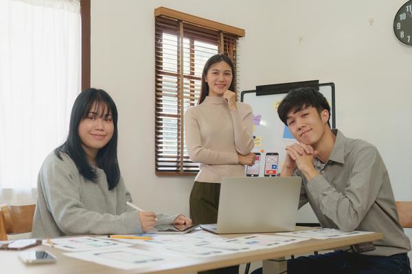 解析椰树擦边球营销策略在项目融应用与启示 图2