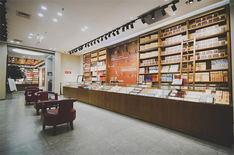 凉皮专卖店夏日狂欢，优惠活动引市民抢购热潮 图2